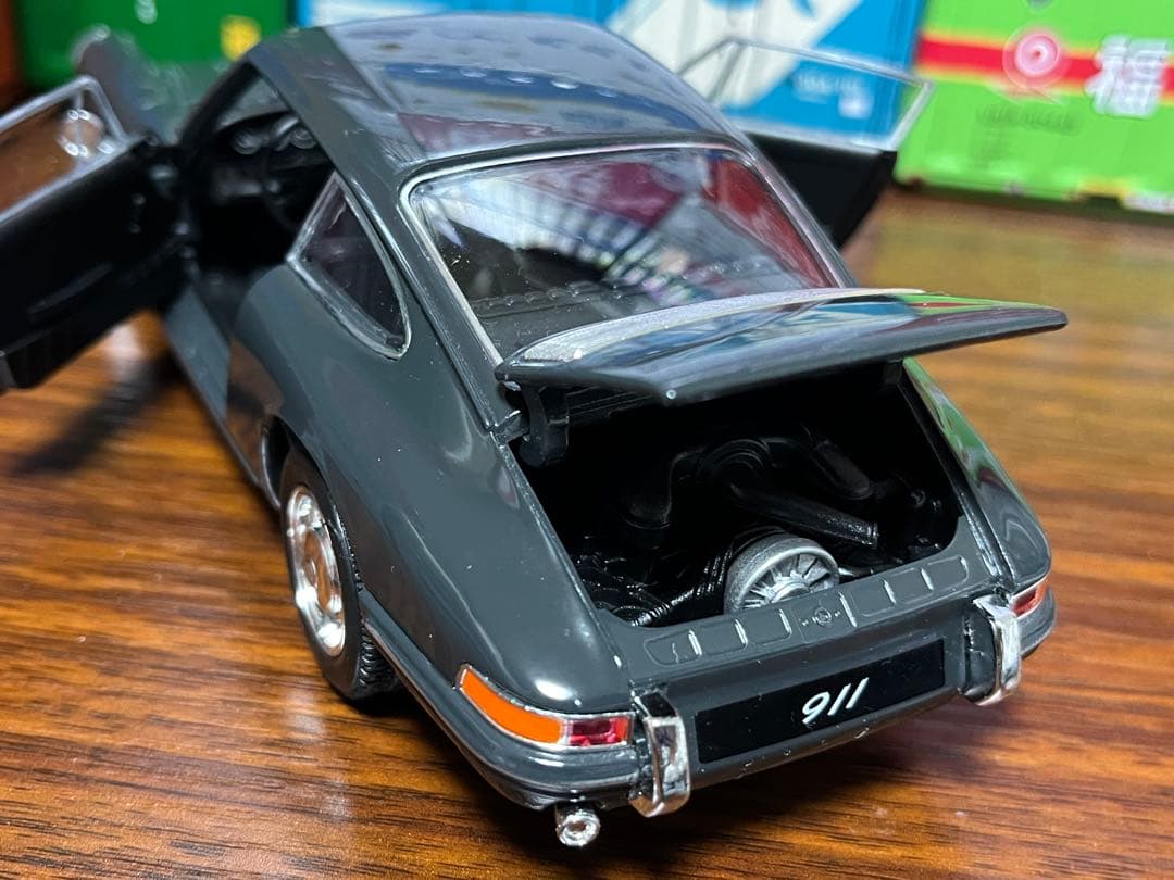 WELLY 1/24 ポルシェ 911 1/24 BMW 335i