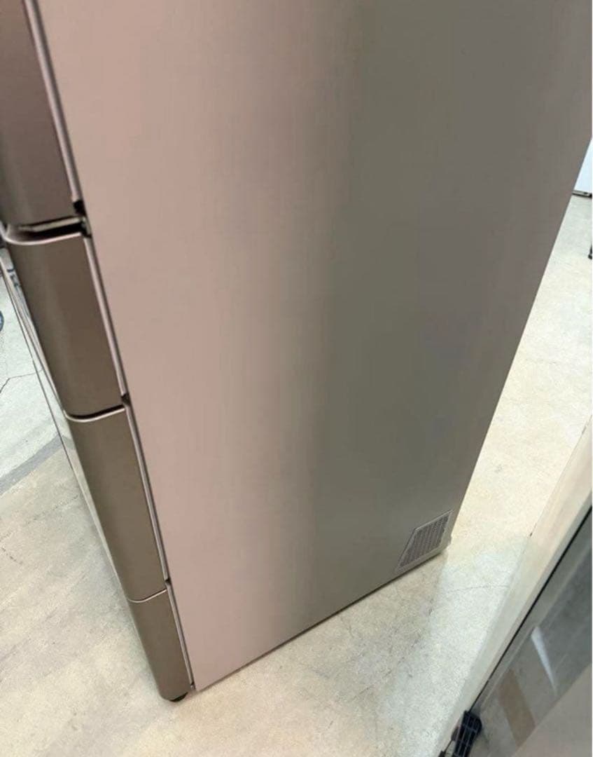 2015年式 565L HITACHI 冷蔵庫 R-G5700F(XN)