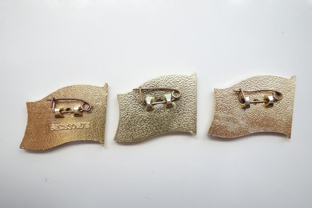 北朝鮮 金日成 バッジ 3点 Q551