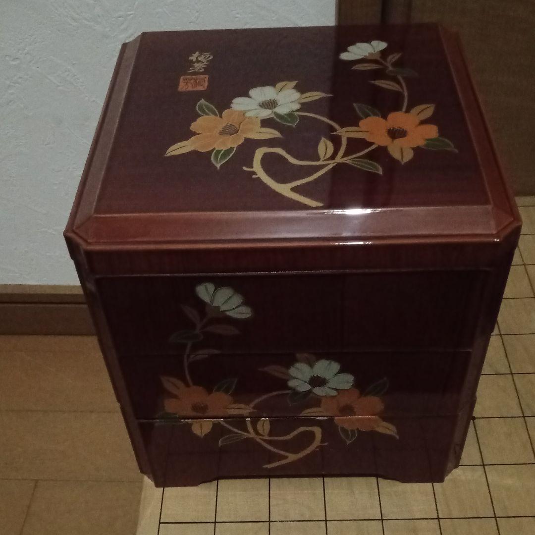 春慶　漆器　お重　重箱　山茶花　おせち料理