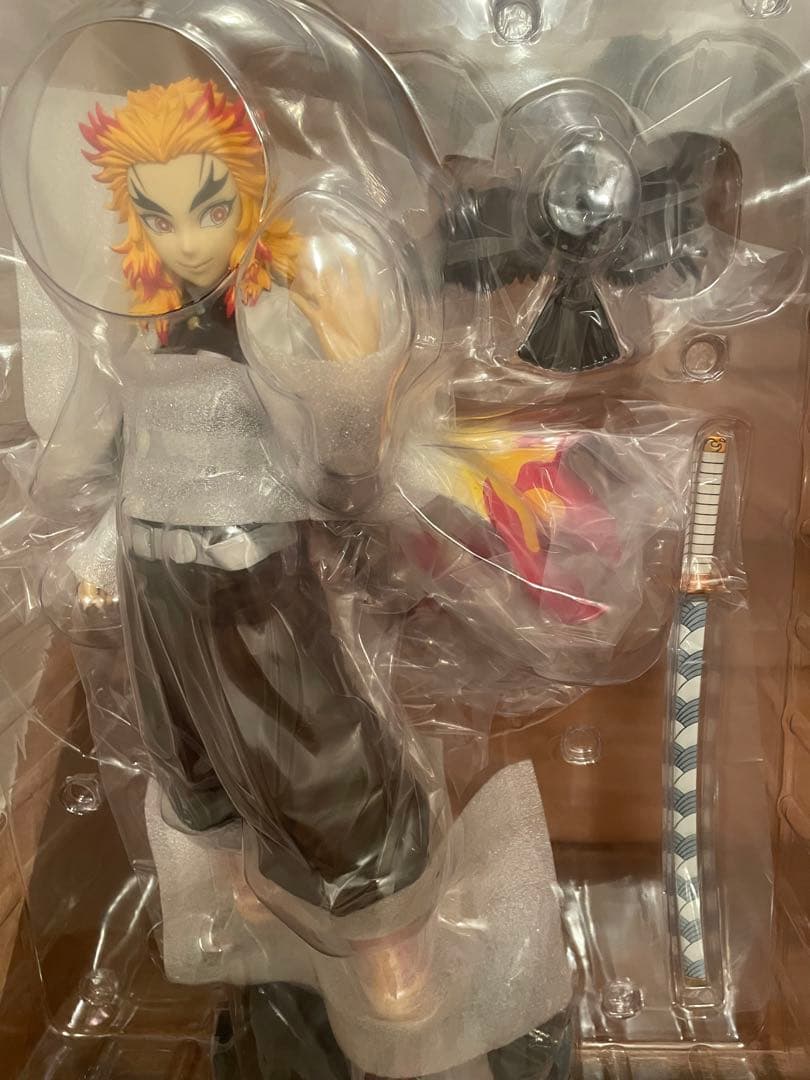 鬼滅の刃 煉獄杏寿郎 無限列車 フィギュア