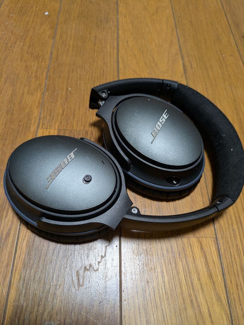 Bose ＱＣ２５ 有線ノイズキャンセリング機能付 ヘッドホン