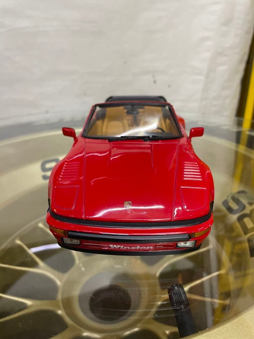 ポルシェ930 ターボ　1/18スケール