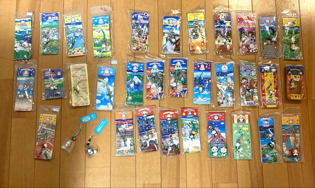 どこでもドラえもん ご当地　根付け　キーホルダー　チャーム　34個セット