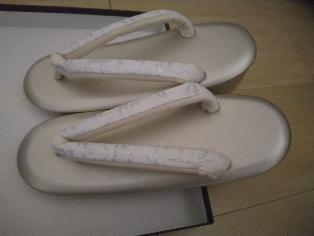 アイボリー 和装用バッグと草履セット