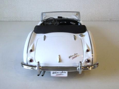 特価 AUTOart (1/18) オースチン ヒーレー 3000 MKⅡ