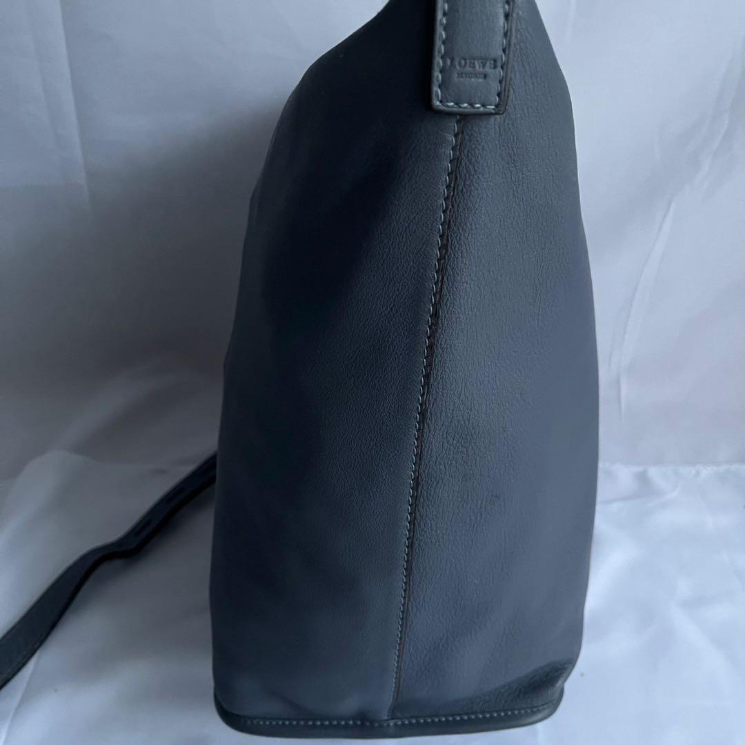 ✨極美品✨　LOEWE アナグラム　ショルダーバッグ　ブルーグレー　レザー