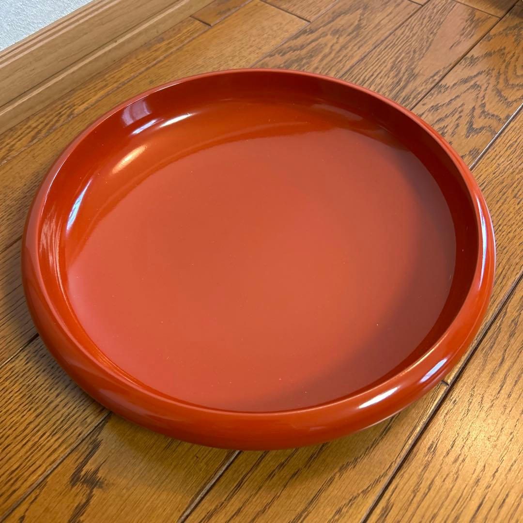 赤い漆器の盆 木箱付き