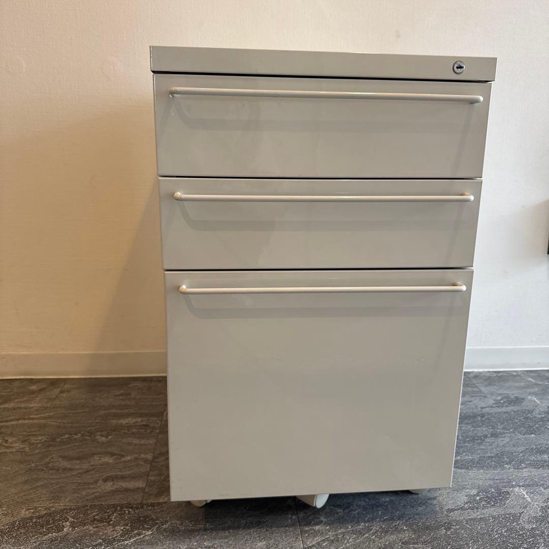 無印良品 スチールキャビネット ライトグレー