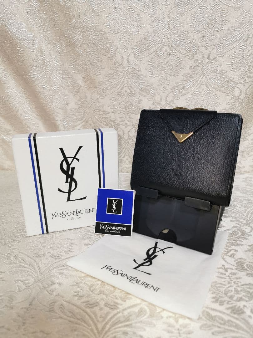 未使用　イブサンローラン ガマ口 二つ折り財布