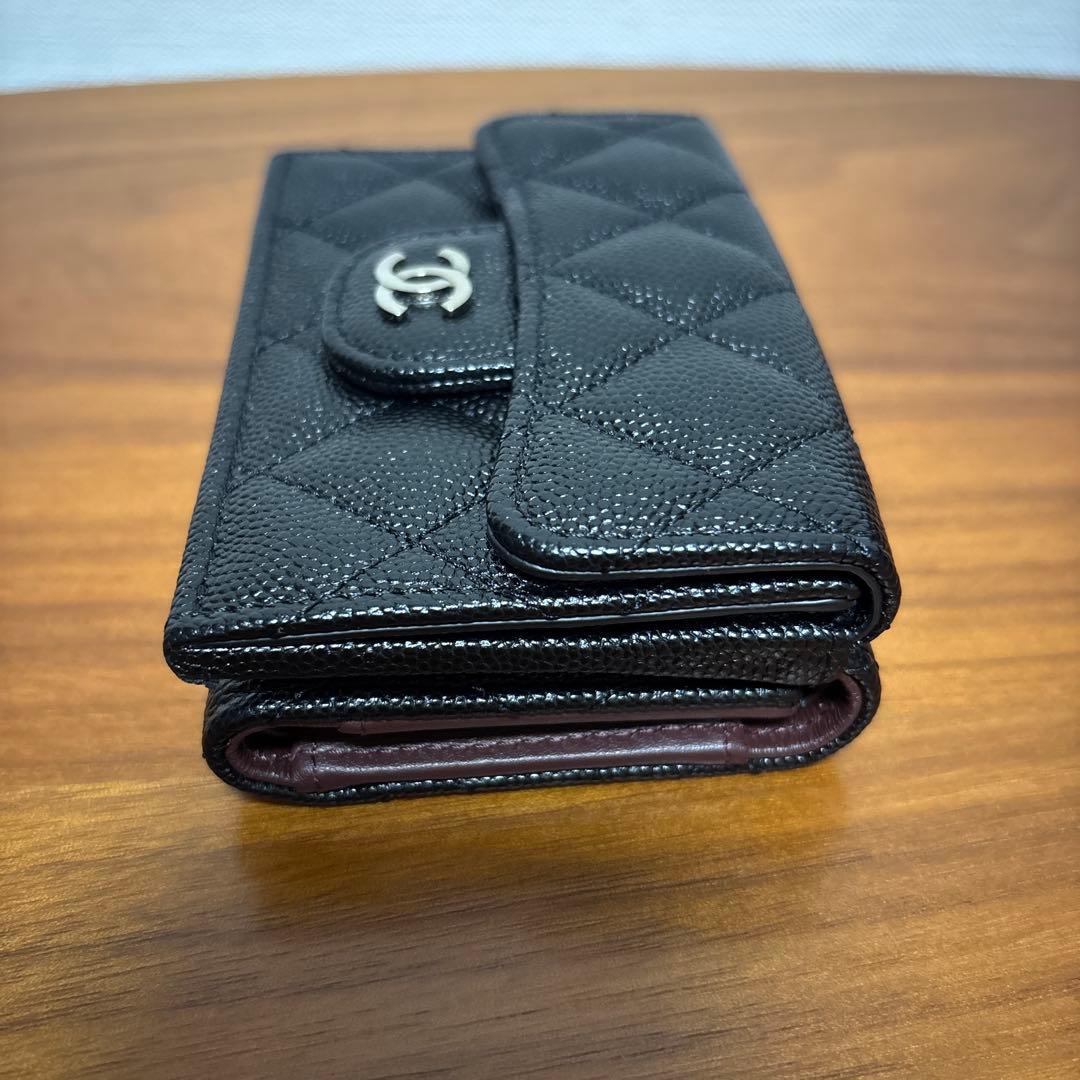 【美品】CHANEL ブラック キャビアスキン 三つ折り財布
