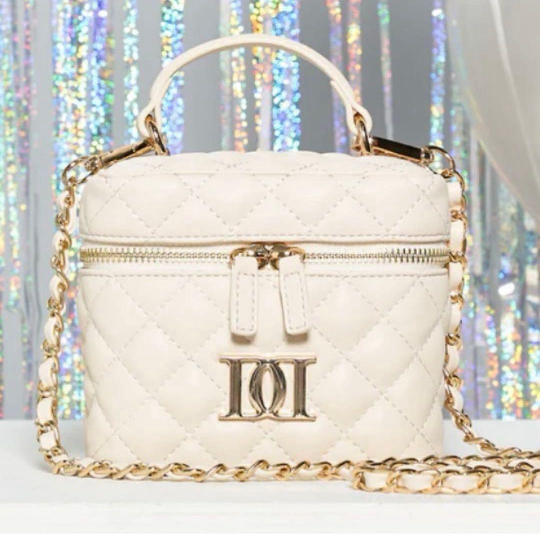 Darichキルティングスクエアミニバッグ バニティ アイボリー