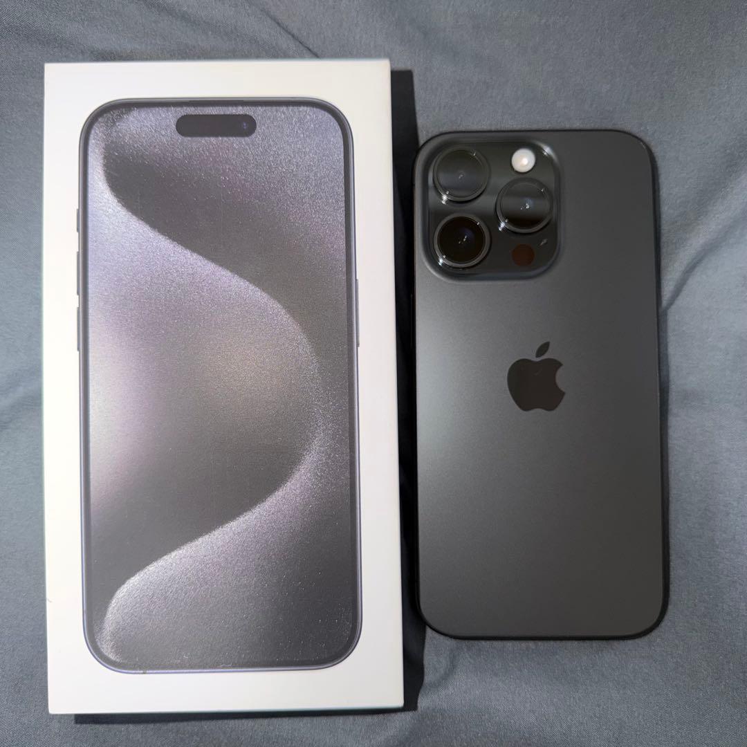 Apple iPhone 15 Pro ブラック