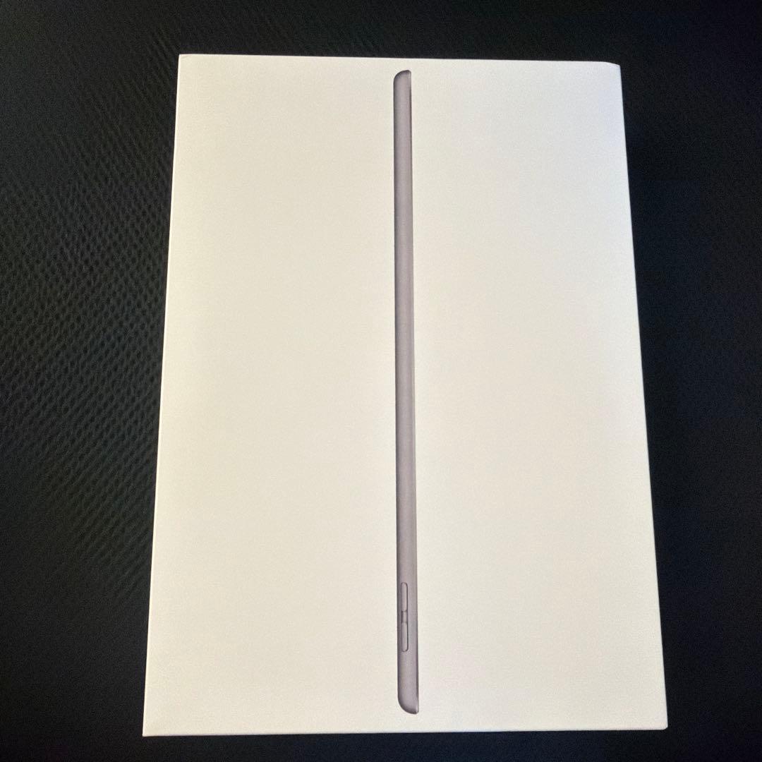 iPad 第8世代　Wi-Fiモデル 32GB Space Gray 箱付き