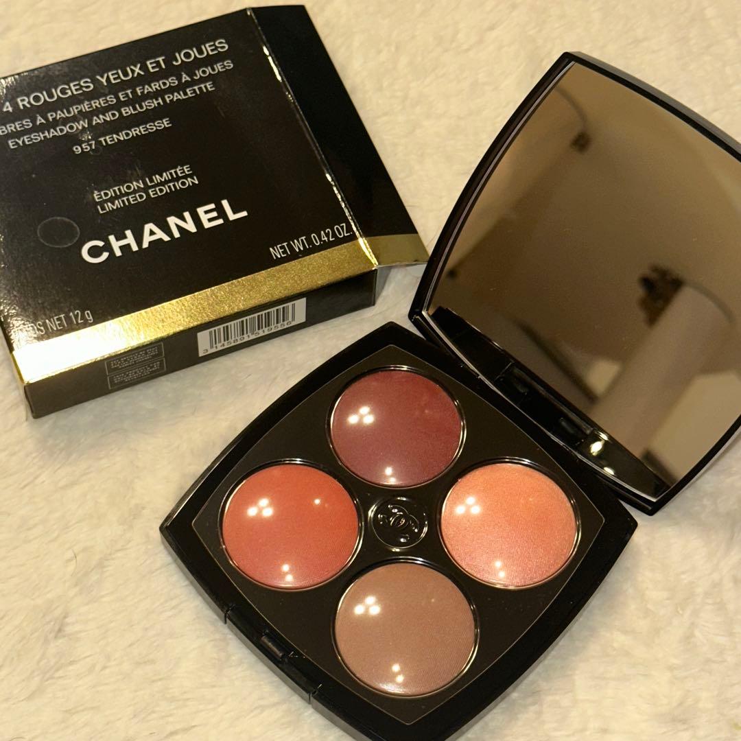 CHANELチーク LES 4 ROUGES YEUX ET JOUES 957
