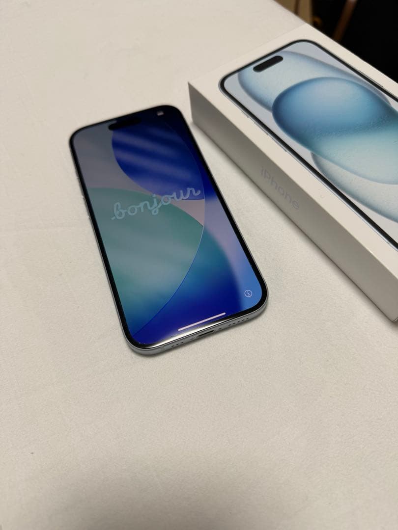 Apple iPhone15 256GB本体 箱付き