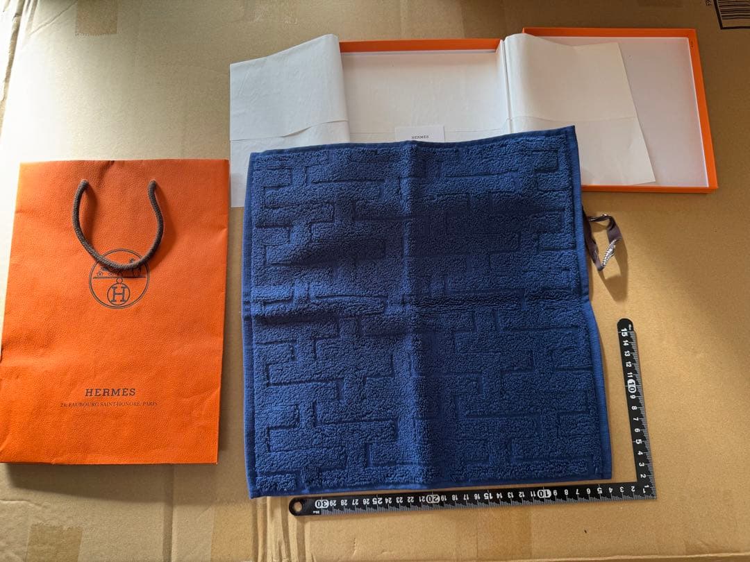 HERMES エルメス ネイビー タオルハンカチ 約34cm x 34cm