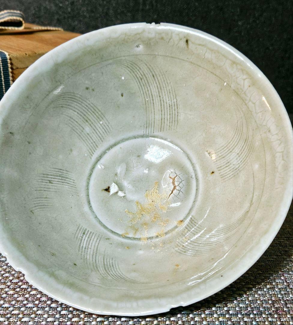 中国古美術　中国古陶磁器　中国古玩　宋時代　影青インチン　青白磁　彫文　碗　茶碗