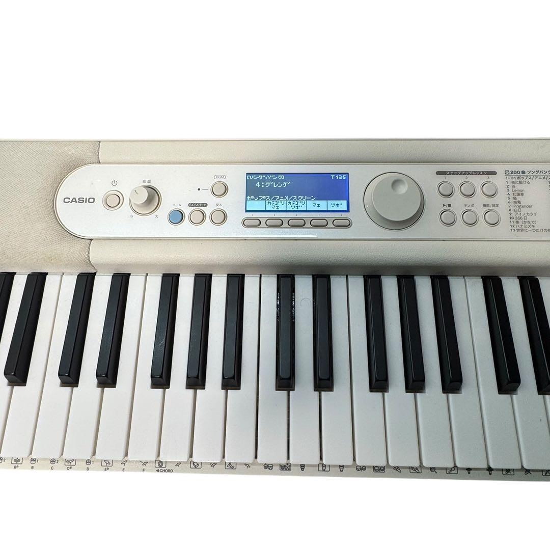 【カシオ　2021年製】LK-520 光ナビゲーション キーボード