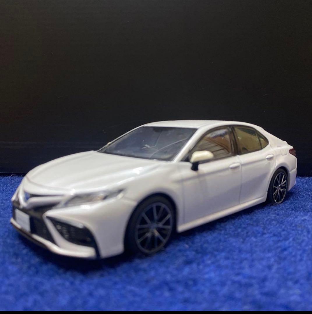 トヨタ カムリ　CHR アクア　カラーサンプルミニカー　3台セット　非売品