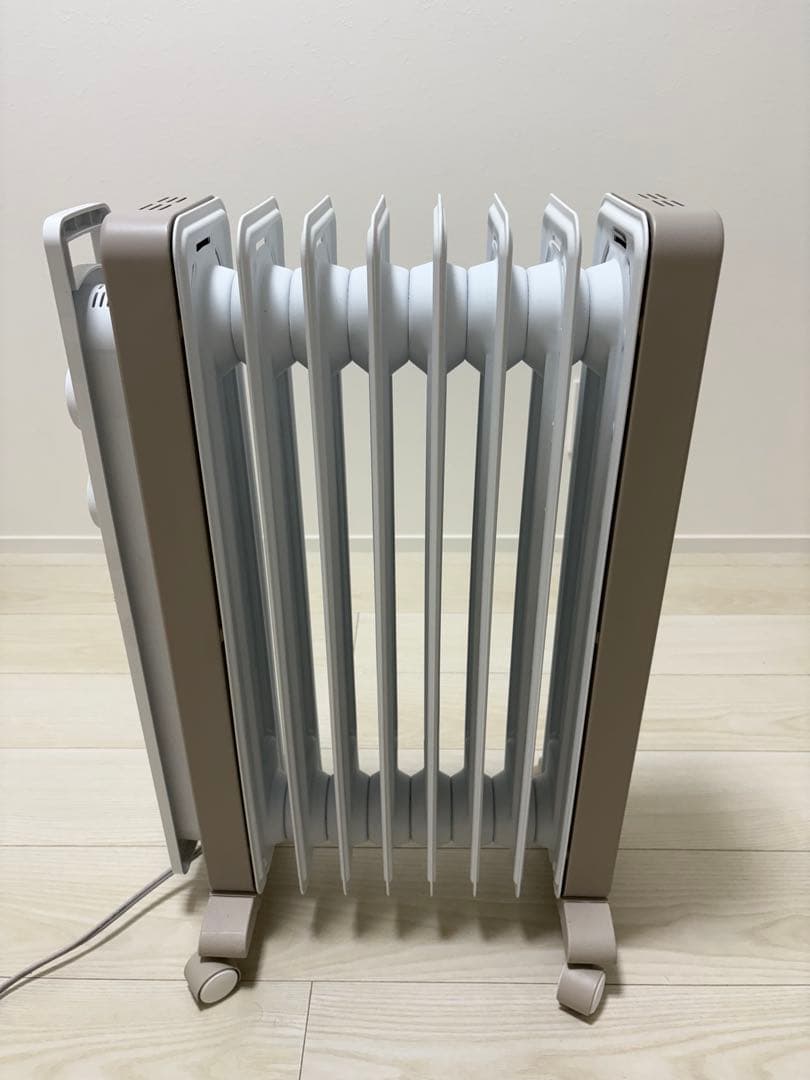 De'Longhi デロンギ オイルヒーター ヴェルティカルド