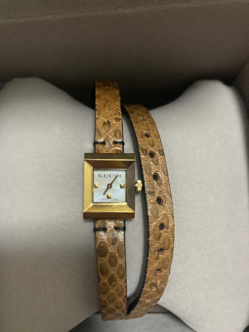 GUCCI レザーベルト 腕時計