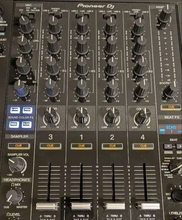 Pioneer DJ DDJ-1000SRT コントローラー