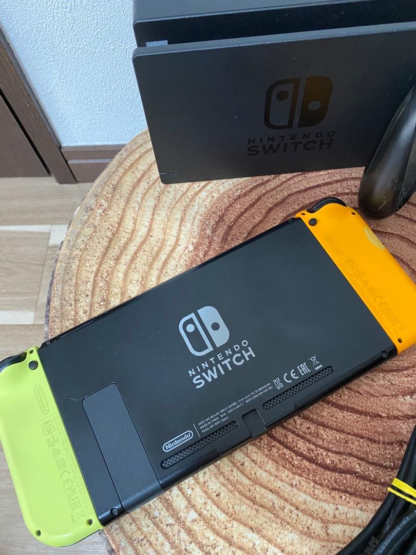 Nintendo Switch ニンテンドースイッチ本体YEL 箱無し