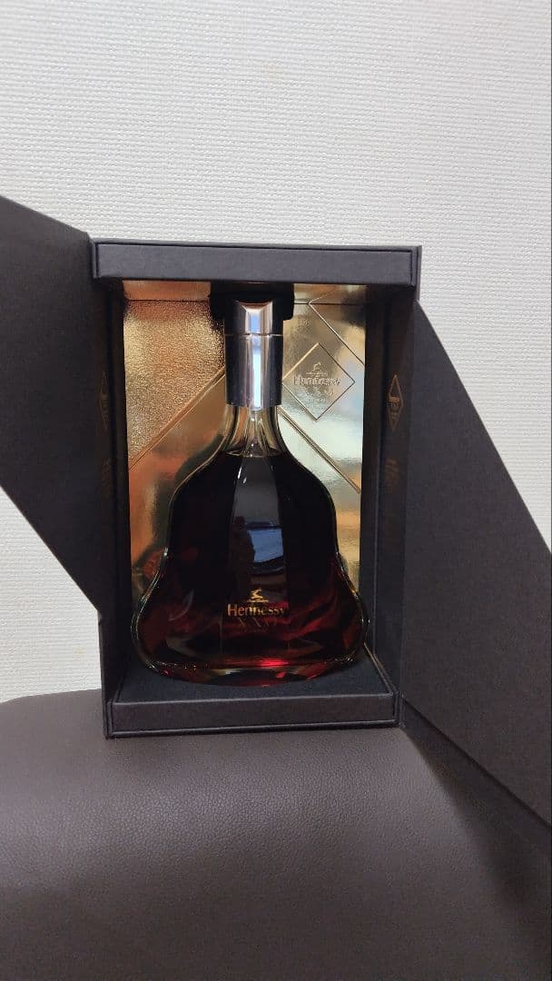 Hennessy XXO コニャック ボックス入り1000ml　ヘネシー