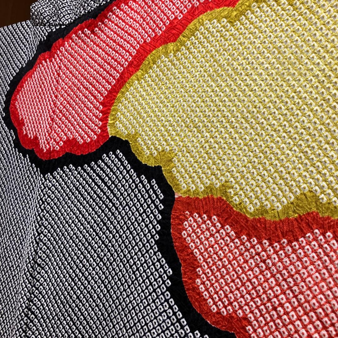 総絞り　正絹　振袖