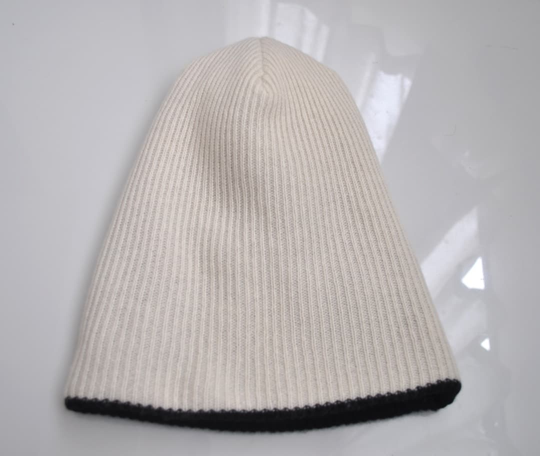 ジエルダーステイトマン ♡ カシミヤ100% ニットビーニー 白黒