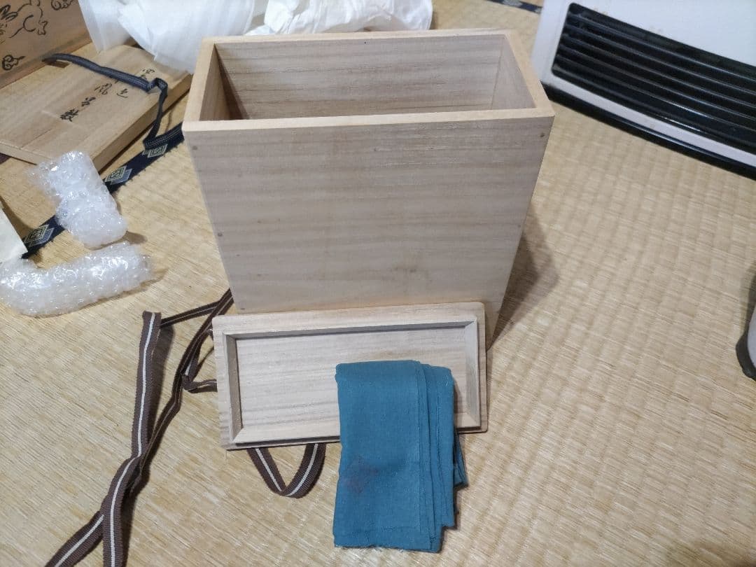 リリィのほっぺ様　奥村博美　白釉　注器　高18.5㎝　共箱・布　未使用