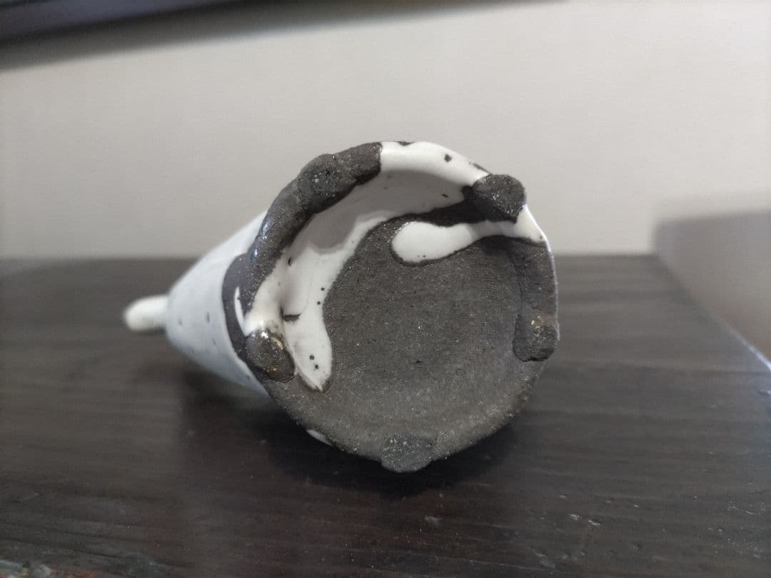 リリィのほっぺ様　奥村博美　白釉　注器　高18.5㎝　共箱・布　未使用