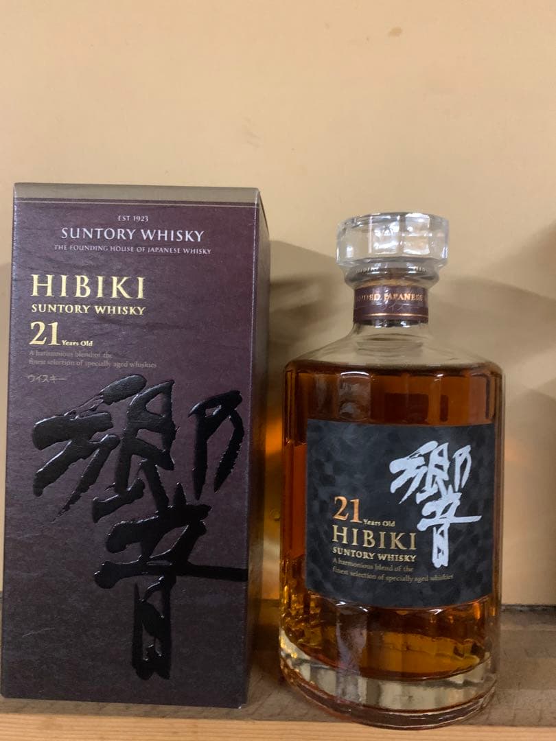 響 Hibiki 21年 ウイスキー 750ml サントリー ②