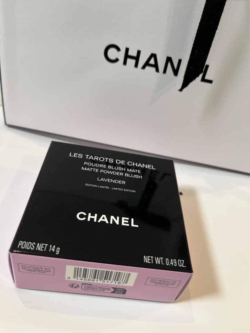 【新品】 シャネル レ タロット ドゥ シャネル (ラヴェンダー)