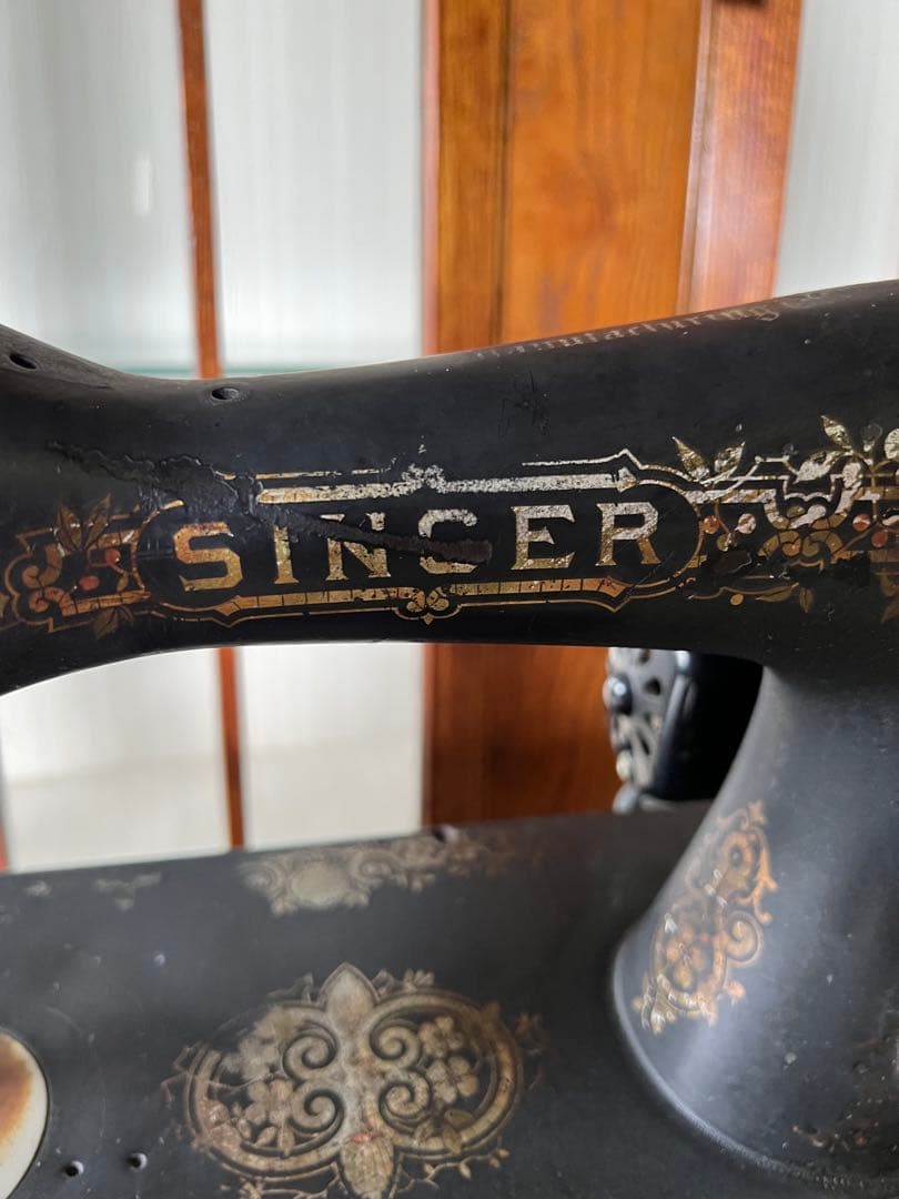 SINGER 古いミシン アンティークミシン　骨董品　インテリア　ディスプレイ