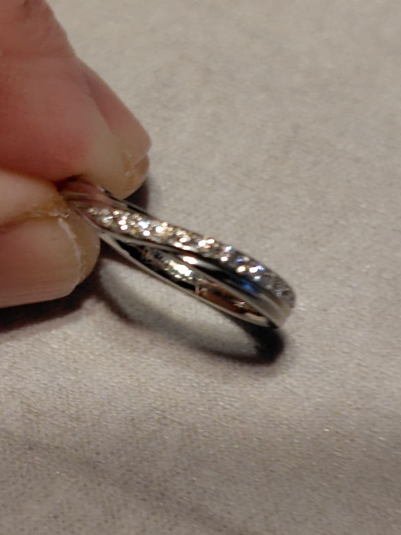 ダイヤモンドシライシ　プラチナリング