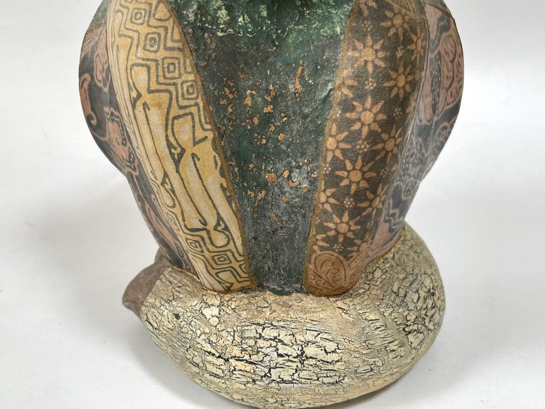 骨董　アンティーク　工芸品　民芸　民藝　ねこ　猫　置物　古布　古裂　木彫　招き猫