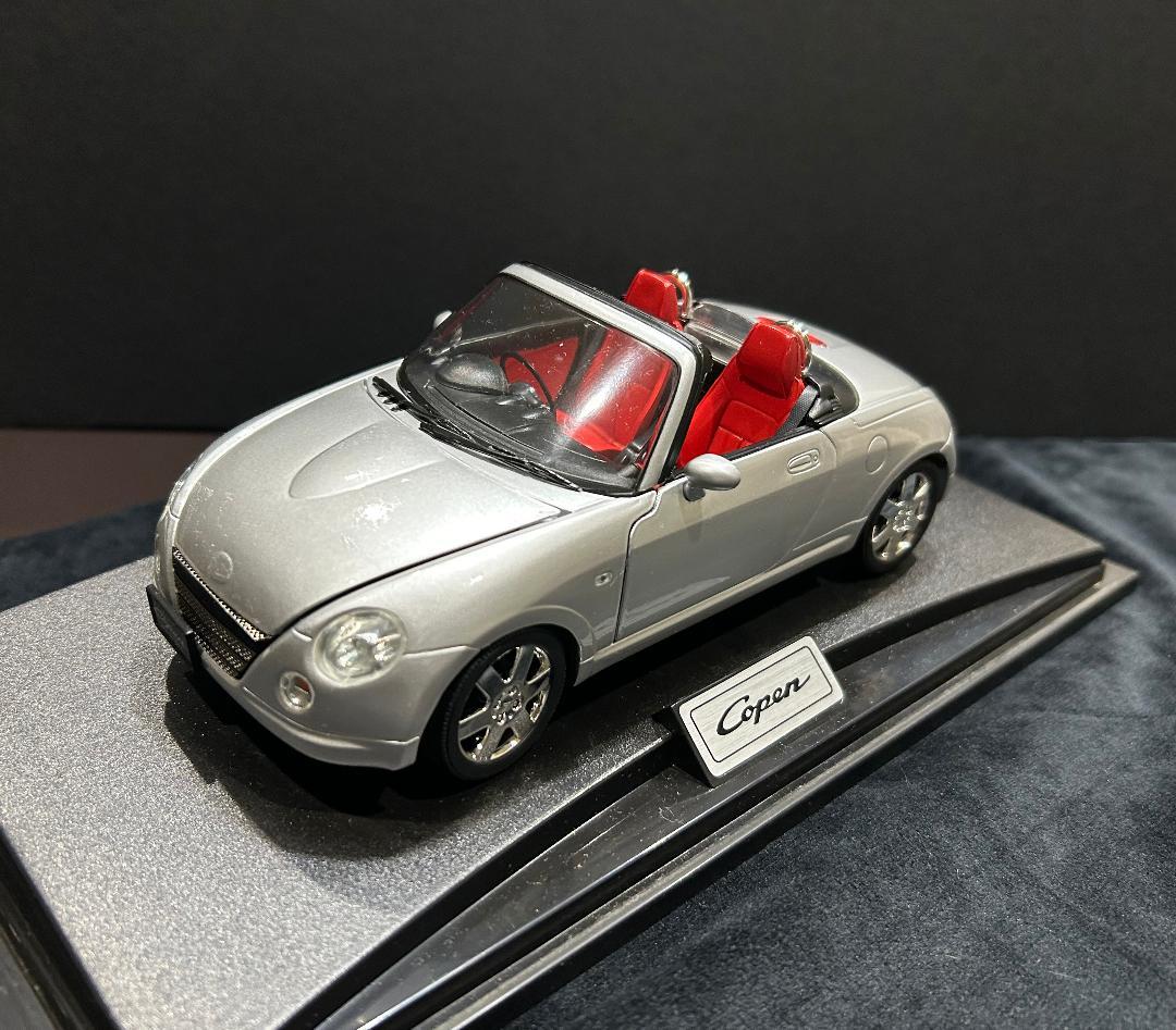 コペン 1/18スケールミニカー と オーナーズミニカー