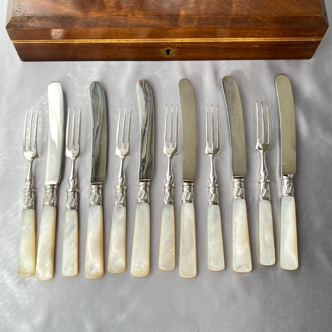 【英国】【白蝶貝】デザートセットナイフ/フォーク 12本 木製装飾ケース