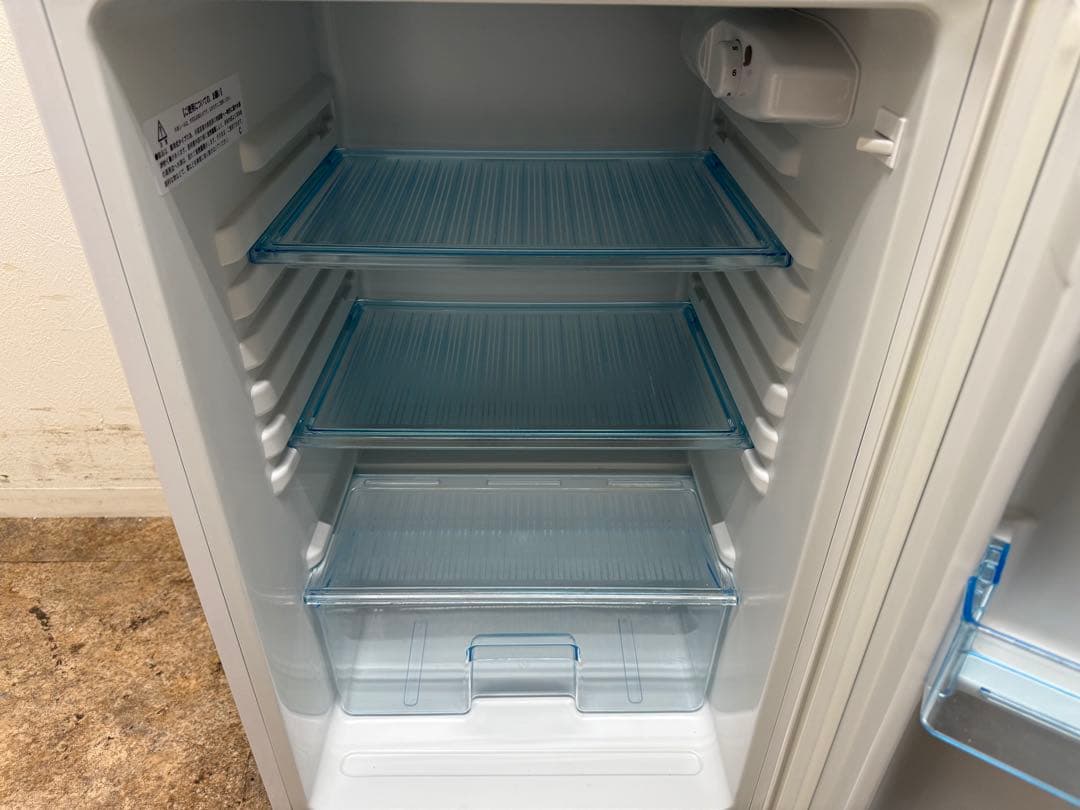 アビテラックス　冷凍冷蔵庫　ノンフロン　２０１８年製　AR-143E