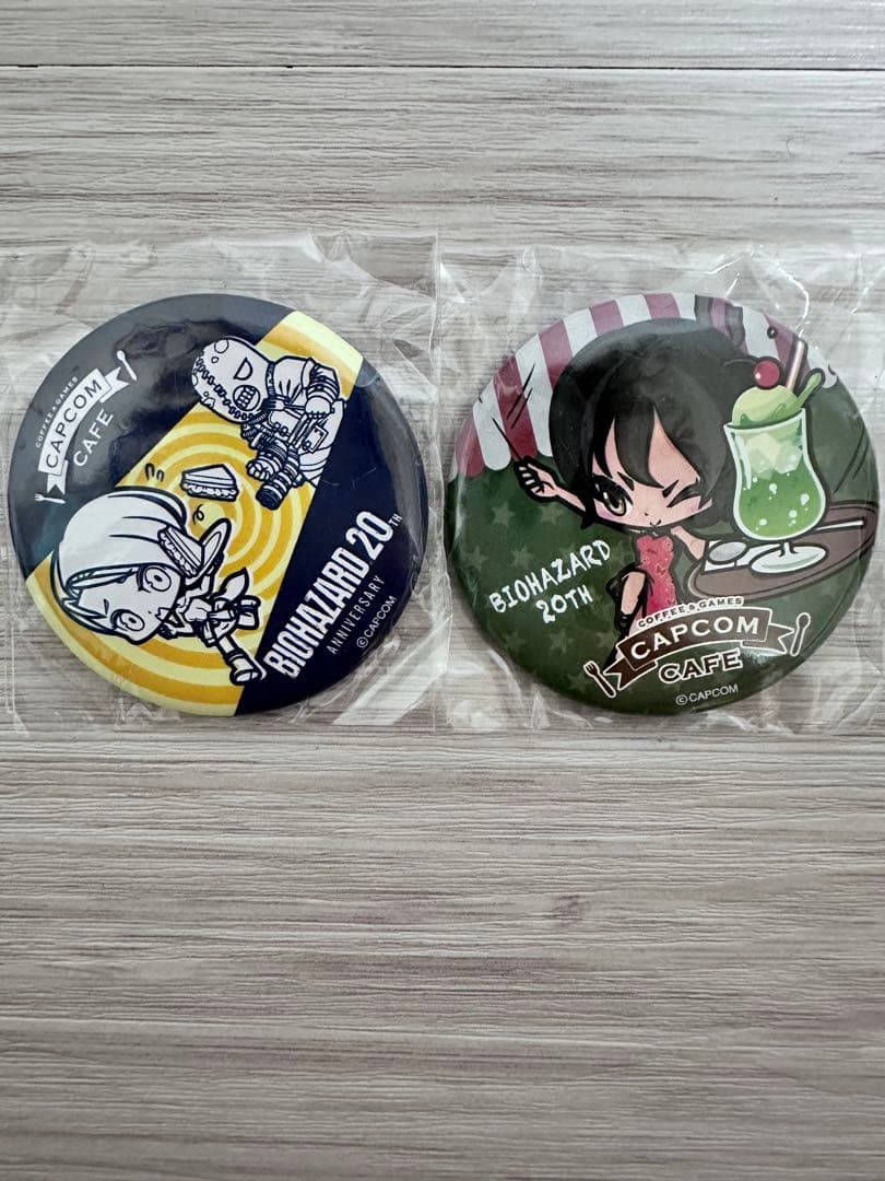 バイオハザード カプコンカフェ20周年 缶バッジ 2個セット
