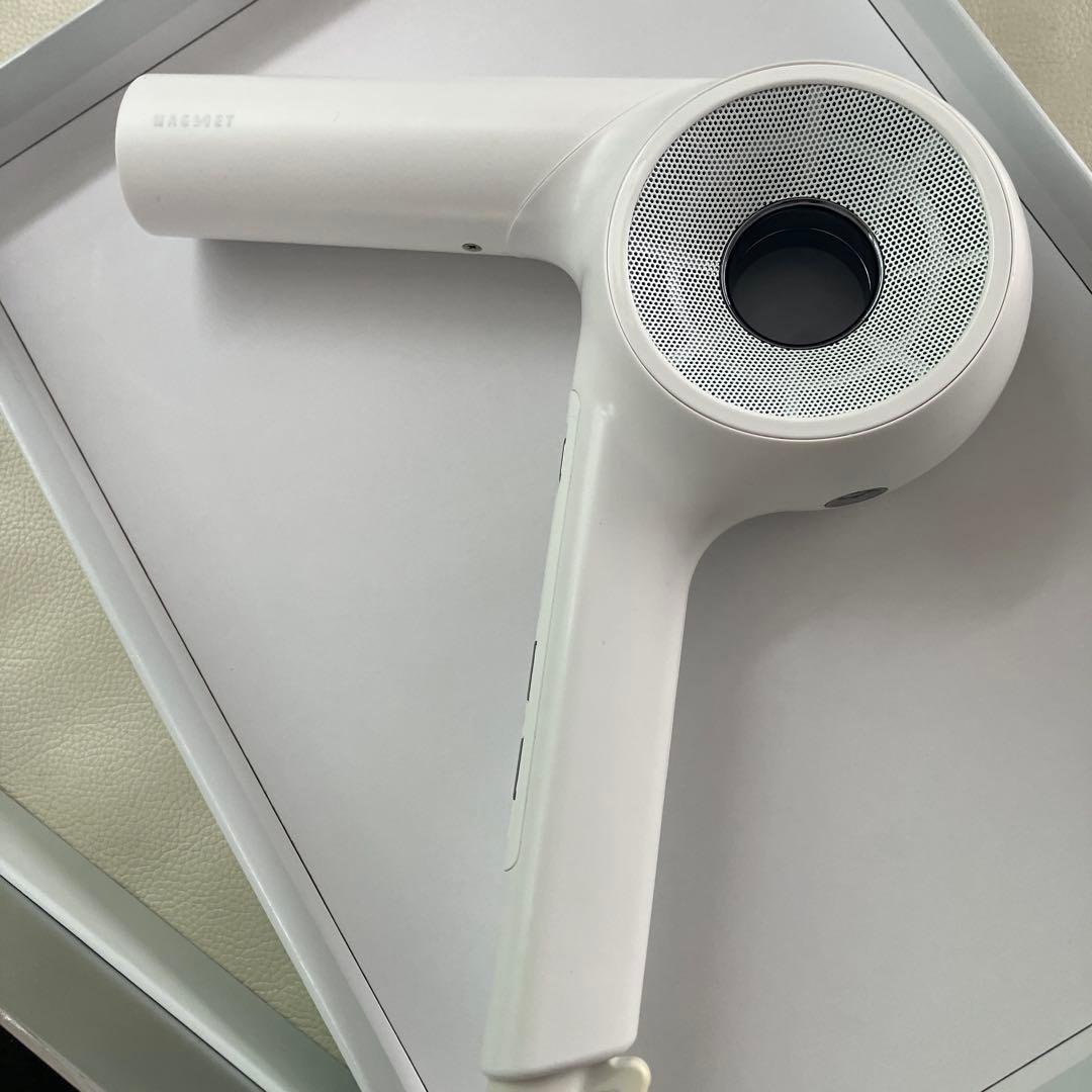 MAGNET Hair Pro ヘアドライヤー ホワイト