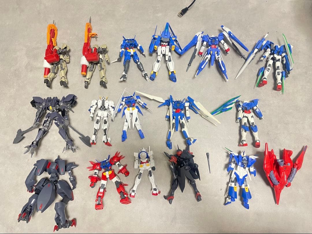 欠品破損多数 1/144ガンプラ＋他　ジャンク品&パーツまとめ売り