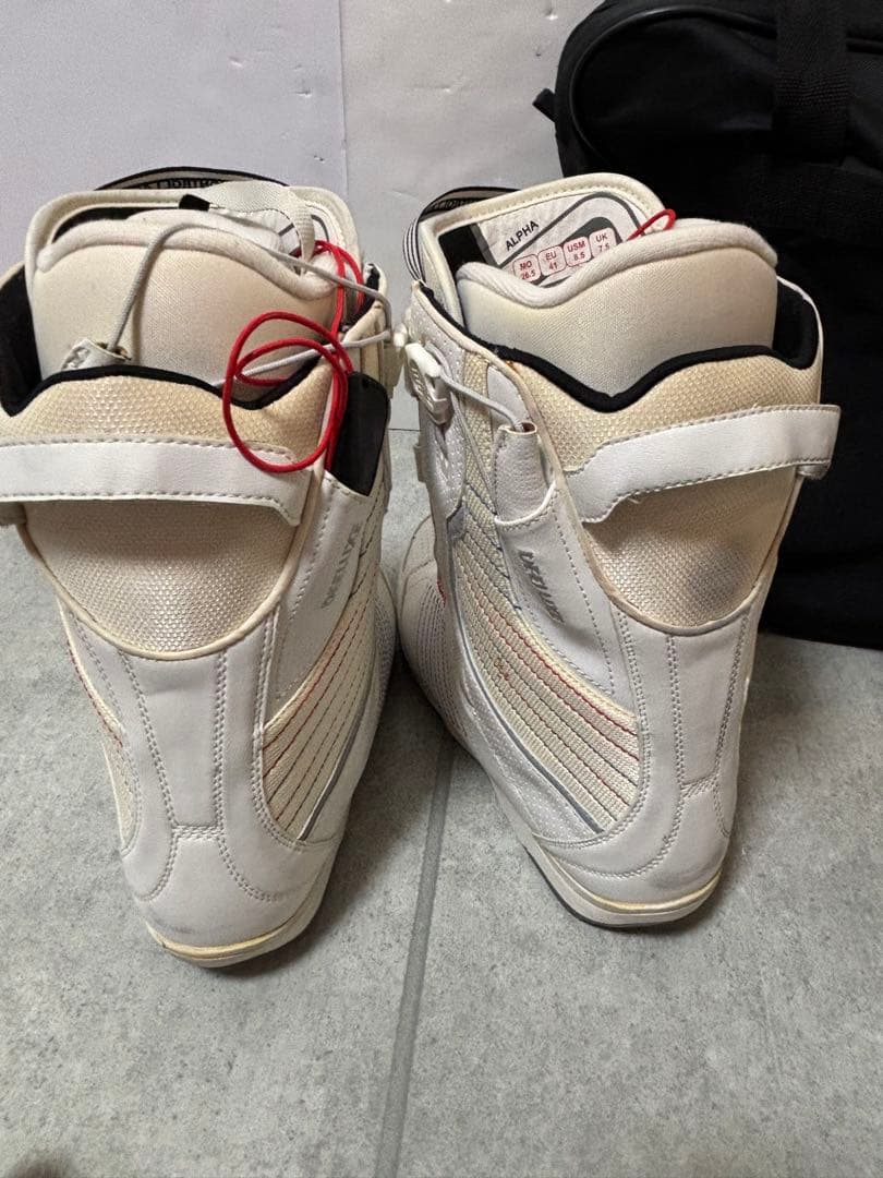 ディーラックス　アルファ　ALPHA スノーボードブーツ