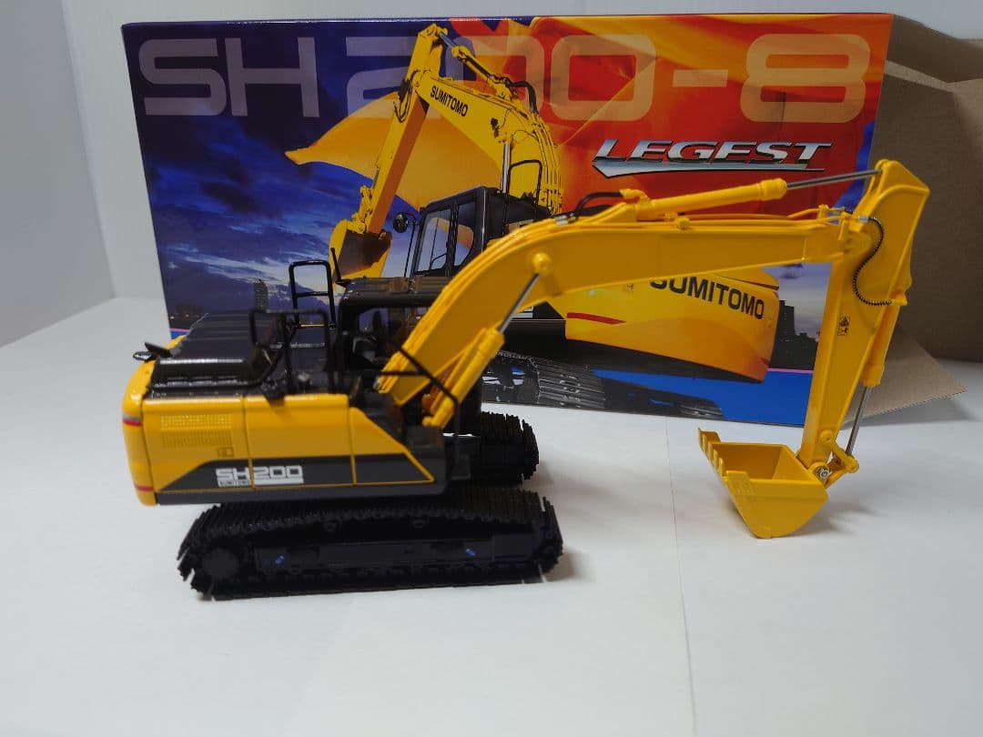 住友建機　SH200-8 1/50