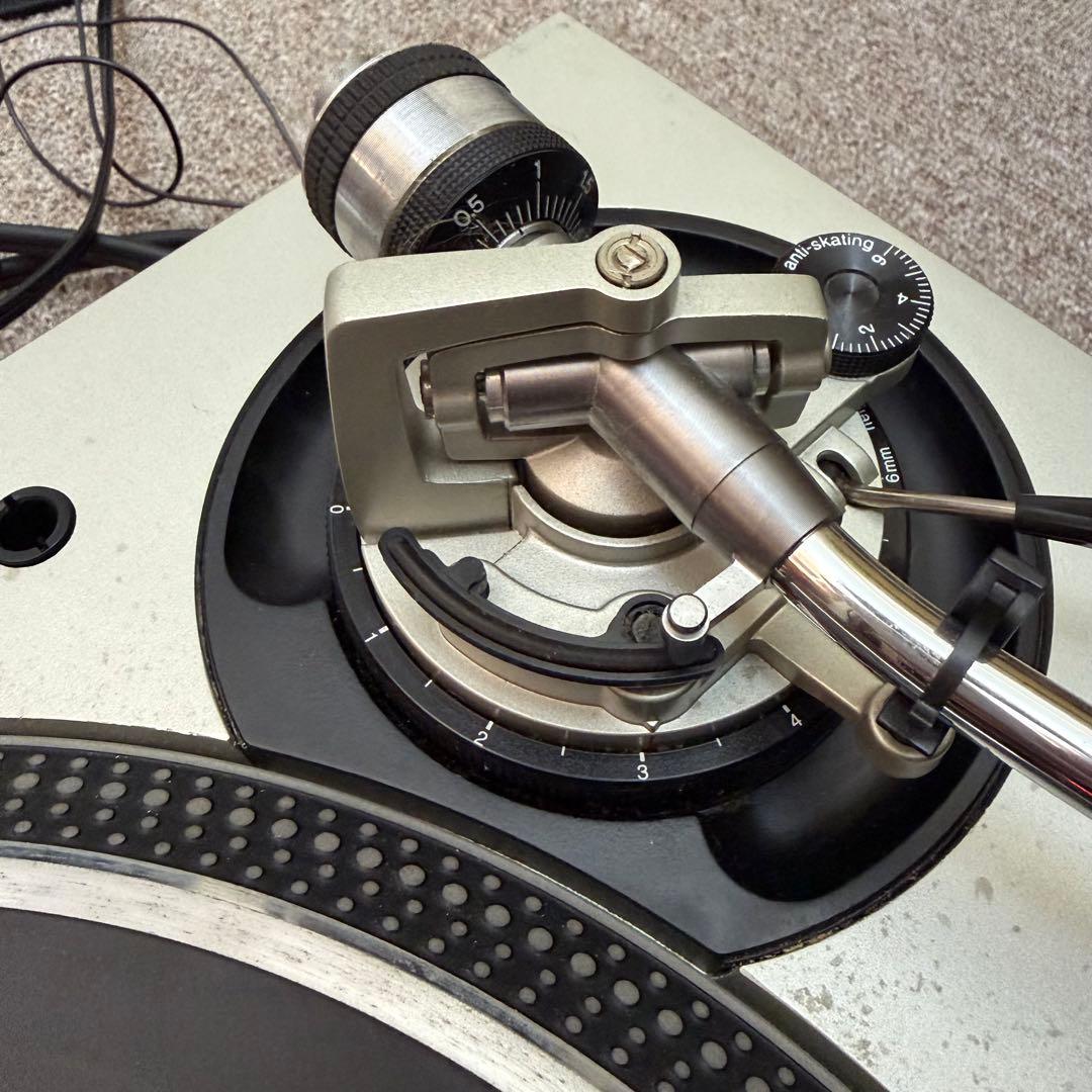 Technics SL-1200MK5 ターンテーブル