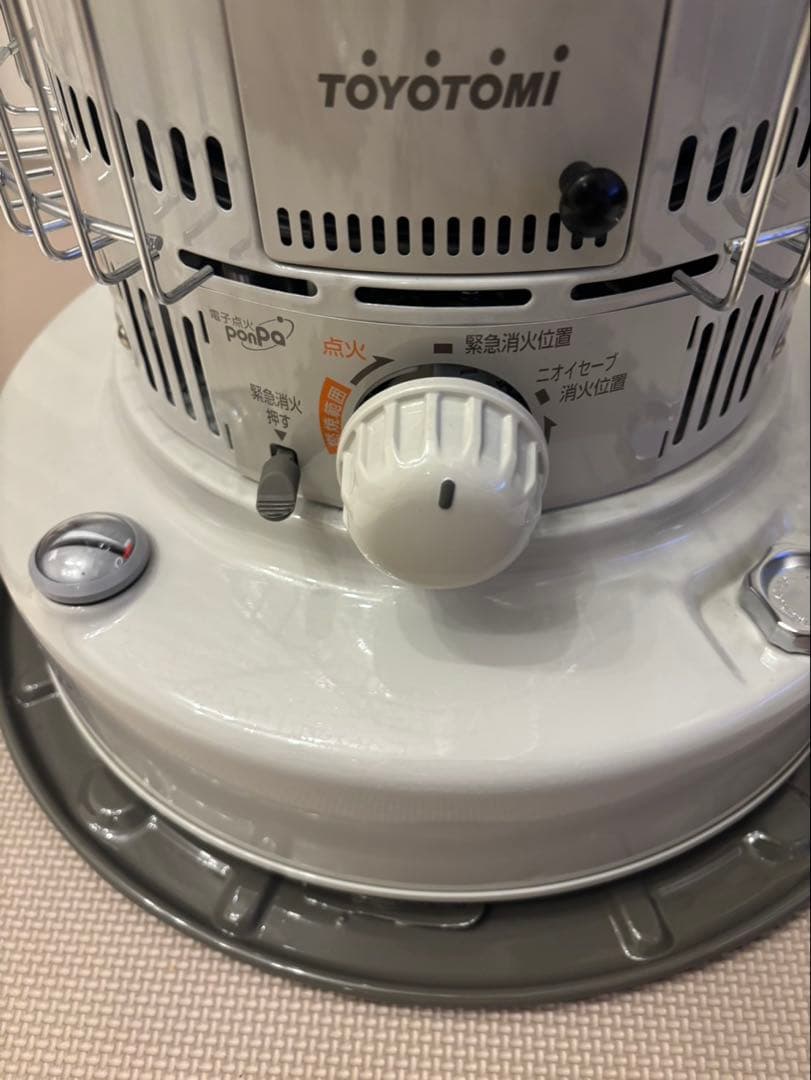 【美品】トヨトミ石油ストーブ KS-67H アウトドア　キャンプ