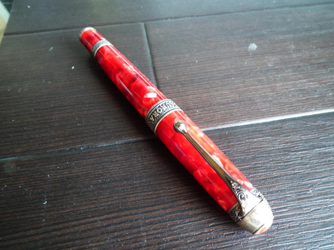 AURORAアウロラ　85周年記念万年筆レッド