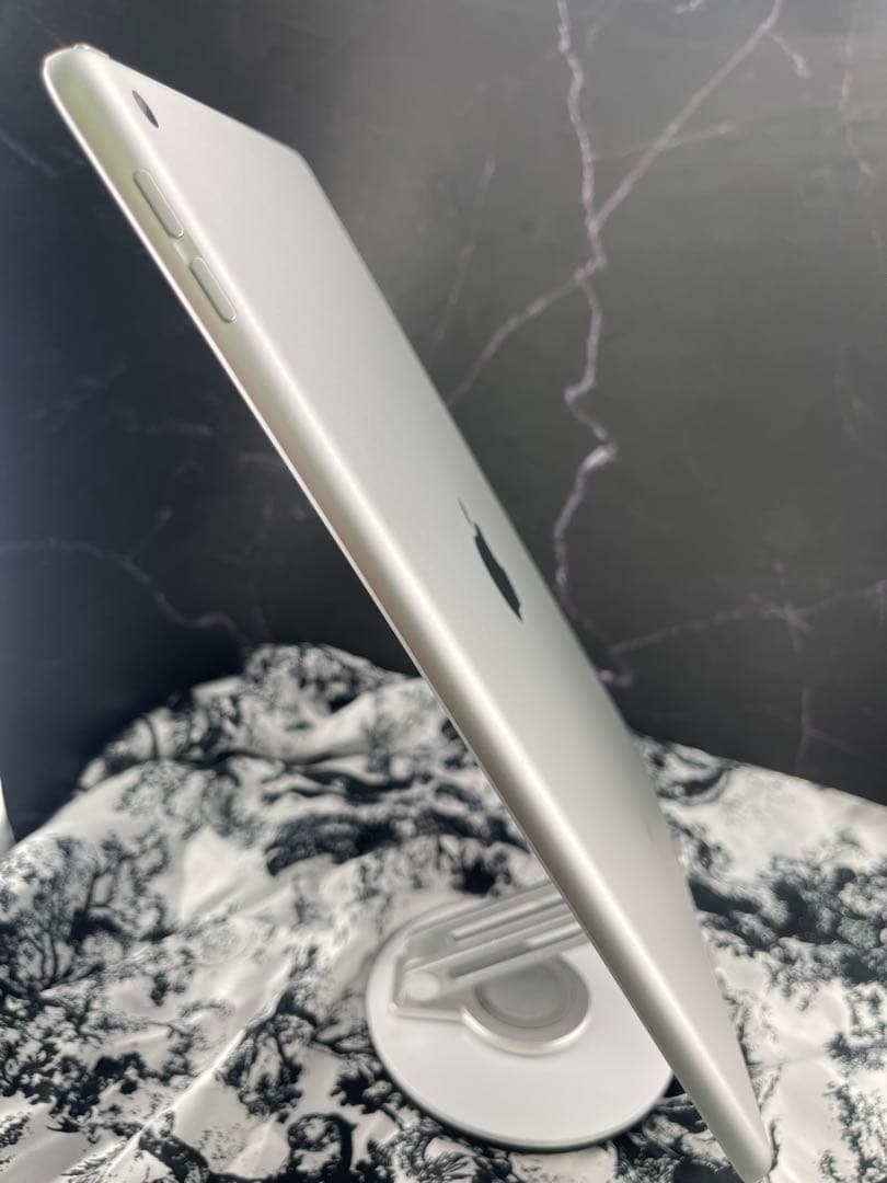 DTM・DAW Ipad 9 64Gb ( 98-99%)